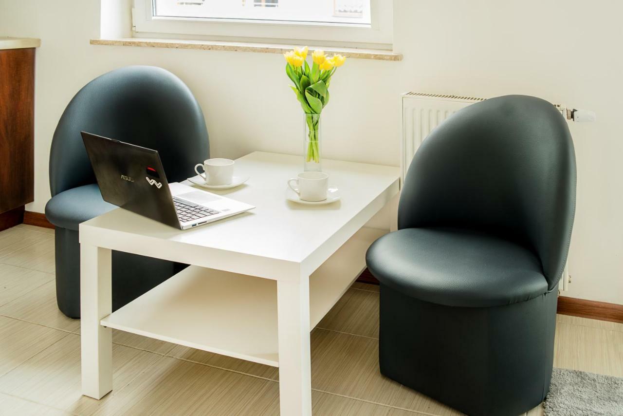 Apartament Kniaziewicza - Komfortowe Noclegi Crickhowell Exterior foto